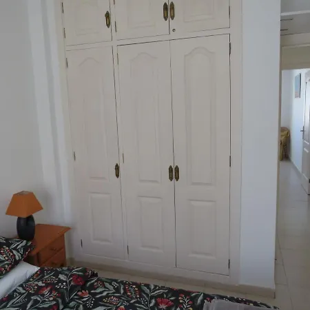 Lidl Bright Two Bed Pdc شقة *