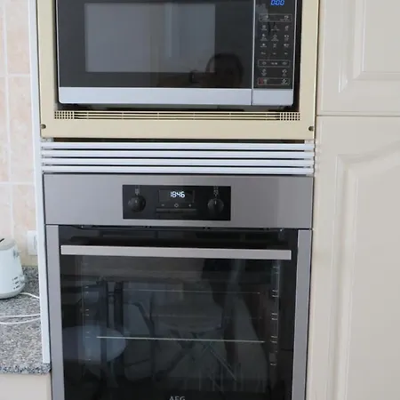 Lidl Bright Central Two Bed Pdc