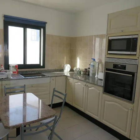 Apartment Lidl Bright Central Two Bed Pdc *